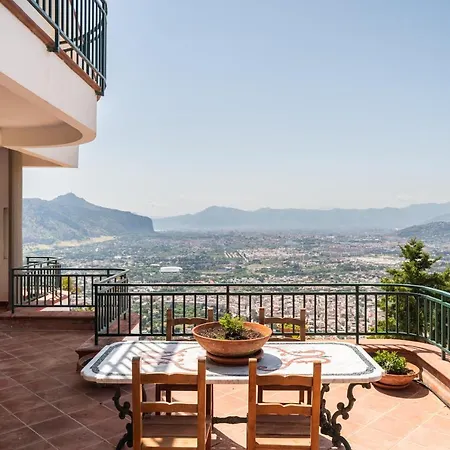 Vista Mare Con Piscina Privata A Mondello Villa *