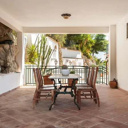 Villa Vista Mare Con Piscina Privata A Mondello *
