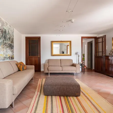 Villa Vista Mare Con Piscina Privata A Mondello Palermo